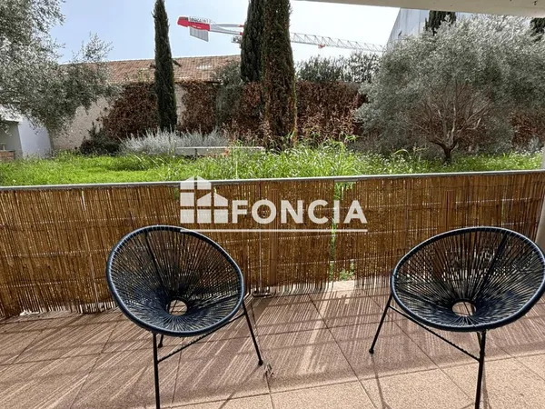 Récent 2 pièces de 37.9m2 avec TERRASSE et PARKING 