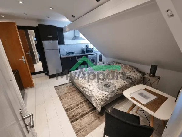 Studio 1 pièce 20 m² 