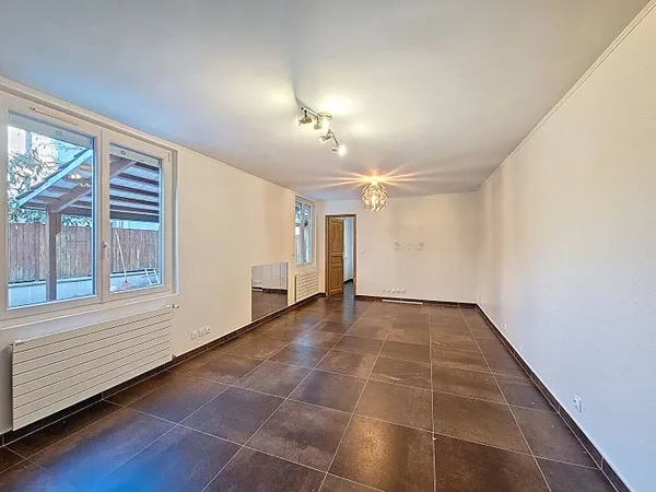 Maison de plain-pied 4 pièces 76 m² 