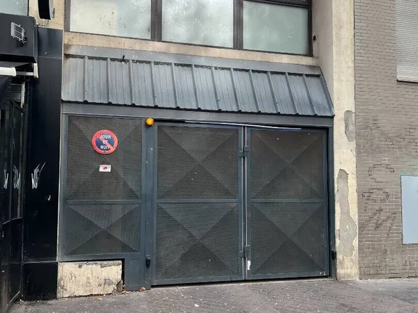 Parking 12 m² 