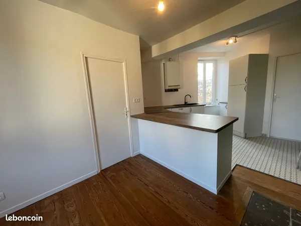 Location T2 meublé 66m2 centre-ville 
