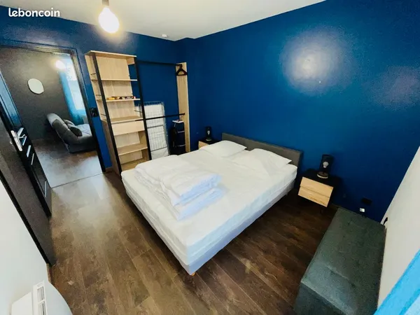 Appartement T2, meublé, centre bourg 