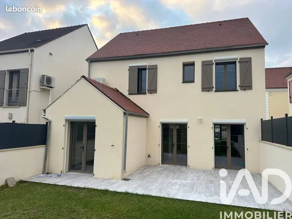 Maison 8 pièces 148 m² 