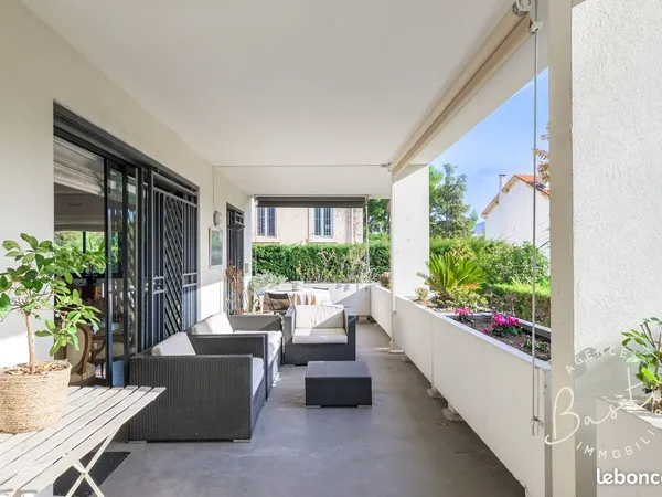 Appartement 5 pièces 130 m² 