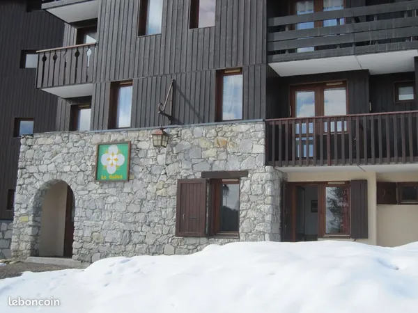 Appartement rdc aux pieds des pistes 