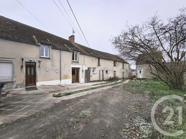 Bâtiment 3 pièces 311 m² 