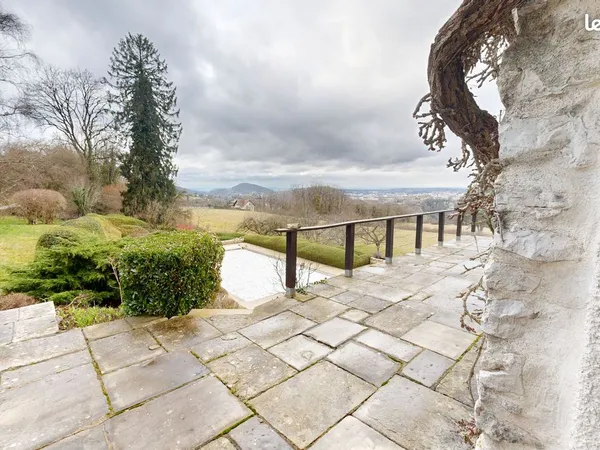 Ferme 6 pièces 300 m² 