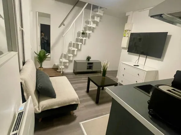 Loue appartement meublé et équipé - 25m² 