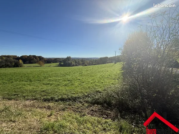 Terrain 1800 m² Sadroc 