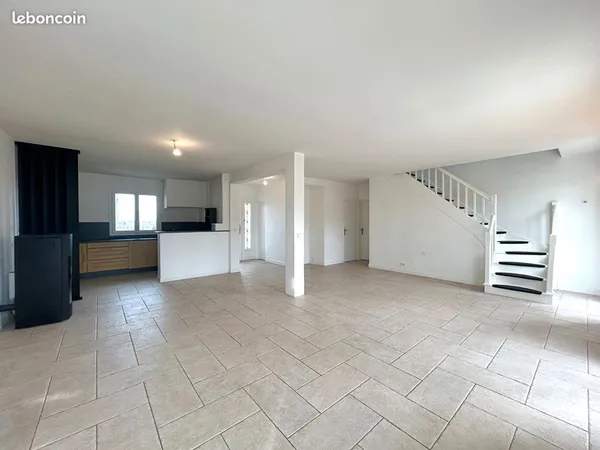 Maison 6 pièces 140 m² 