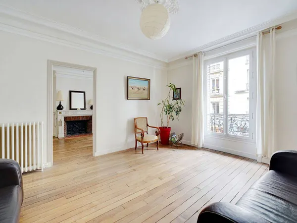 Appartement 4 pièces 81 m² 