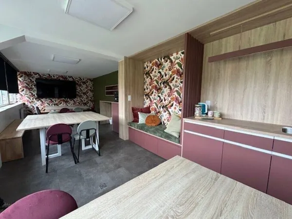 Bureau 60 m² 