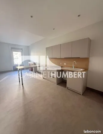 Appartement 3 pièces 55 m² 
