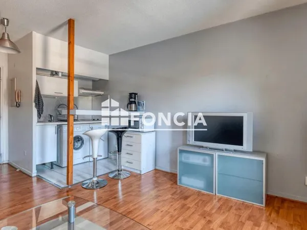 Studio 1 pièce 23 m² 