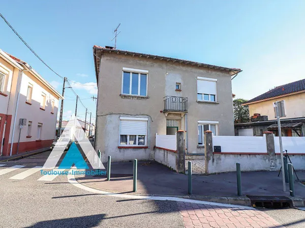 Immeuble 250 m² 