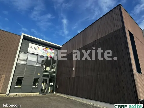 Bureaux 162 m² 