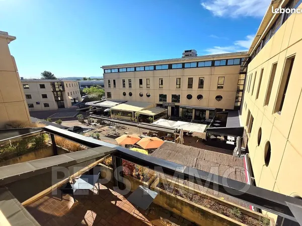 Local commercial 72 m² Aix-en-Provence 