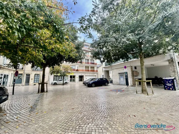 Appartement 3 pièces 104 m² 