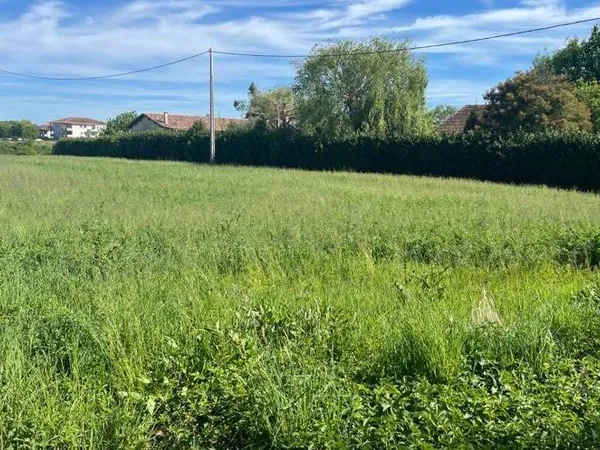 Terrain constructible 550 m² 