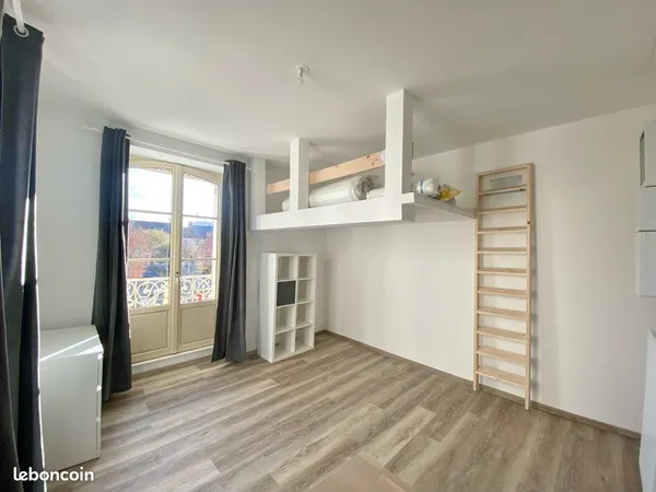 Type 1 bis rénové , Quartier Thabor 
