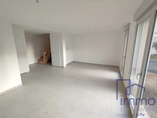Maison Mitoyenne Neuve - 71,44 m² - Excellent État - Av 