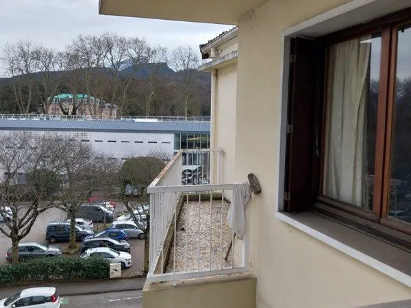Apparemment à loué 