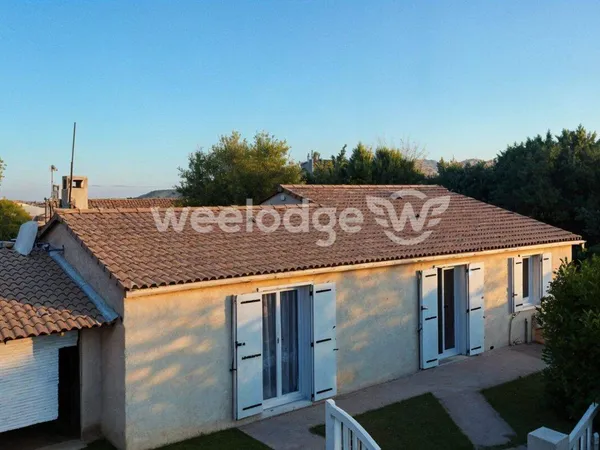 Maison de plain-pied 4 pièces 100 m² 