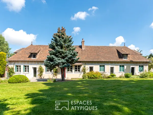 Cottage normand rénové avec dépendances dans un parc arboré 