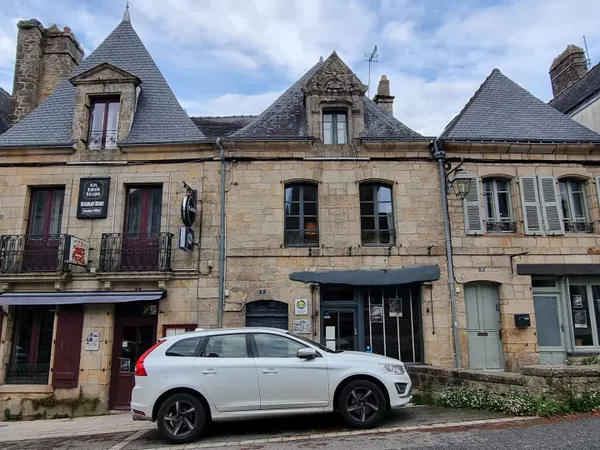MORBIHAN, Guémené-sur-Scorff, Bar, Restaurant et Chambres d'Hôtes d'Exception avec logement de 