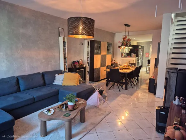 Maison 6 pièces 99 m² 