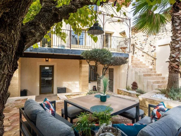 Maison 7 pièces 262 m² 