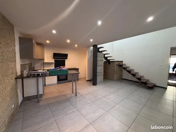 Immeuble 250 m² 