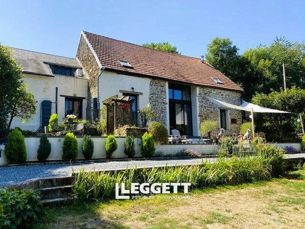 Maison 7 pièces 245 m² 