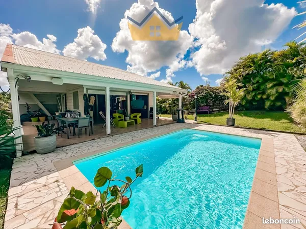 Villa 4 pièces 145 m² 