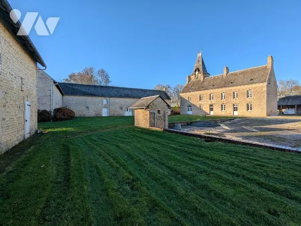 Maison 8 pièces 301 m² 