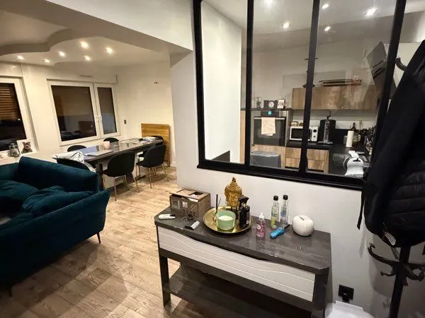 Meuble avec garage sous terrain 