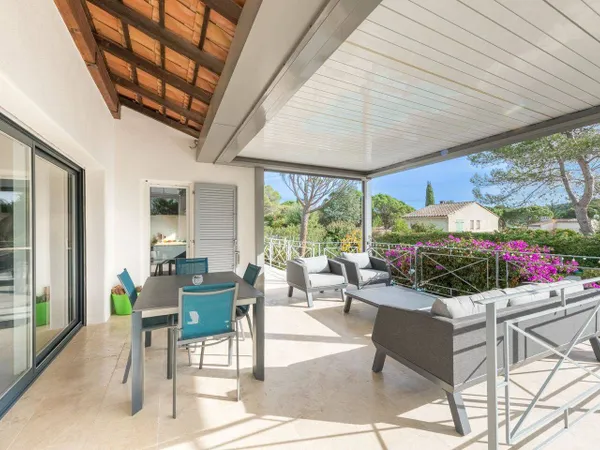 Maison de plain-pied 6 pièces 150 m² 