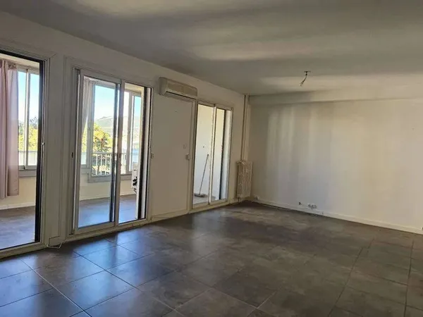 Appartement 4 pièces 104 m² 