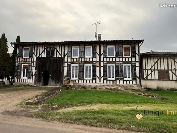 Maison 5 pièces 140 m² 