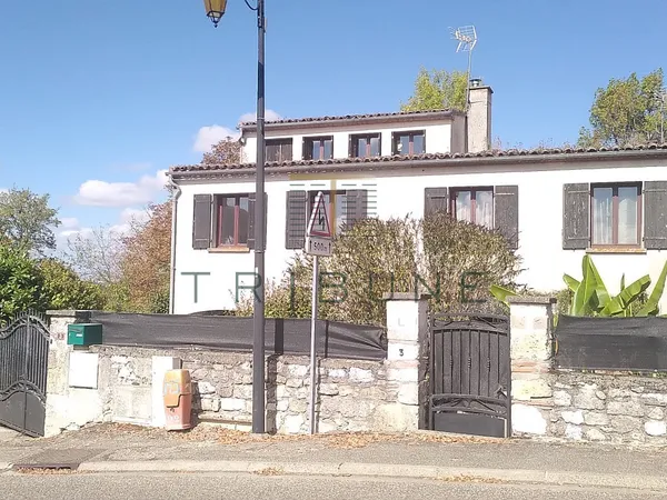 Maison de village avec jardin et vue imprenable ! 