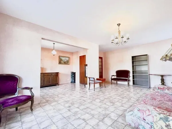 Appartement 1 pièce 86 m² 