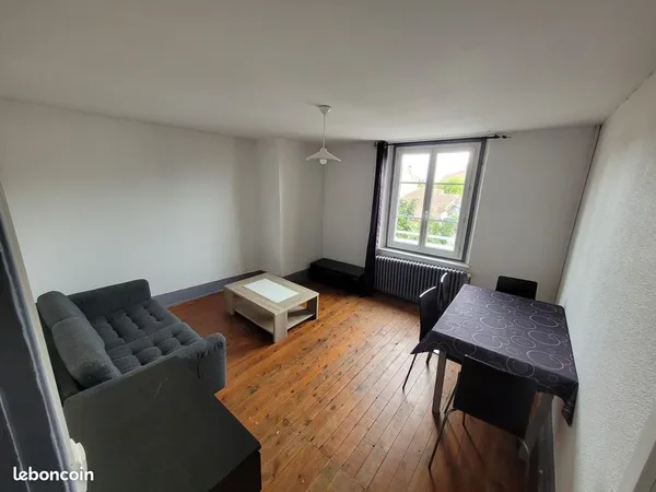 T2 de 44m2 meublé, à 100m de l'hôpital et 300m de l'hyper centre 