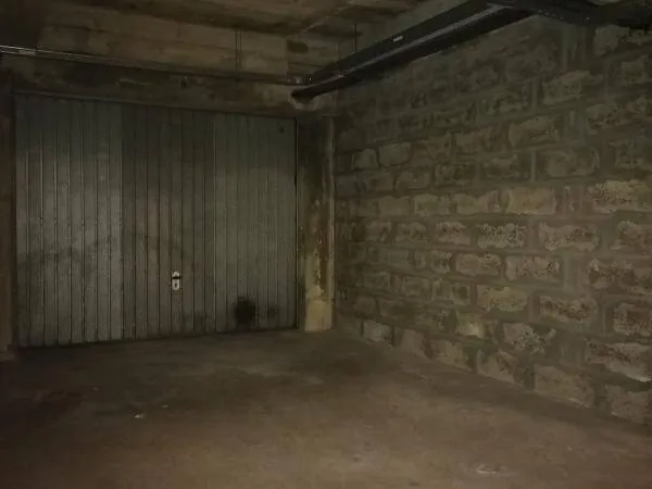 Parking 14 m² 