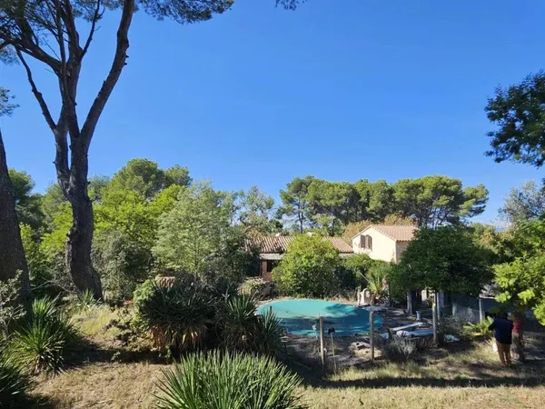 Maison de plain-pied 4 pièces 115 m² 