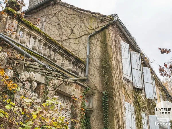Propriété 7 pièces 482 m² 