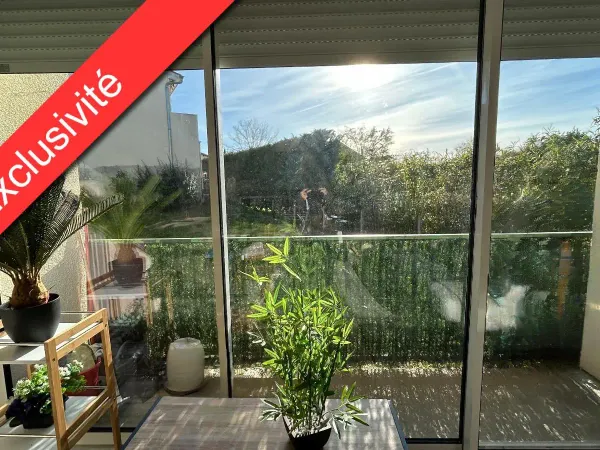 Studio 1 pièce 25 m² 