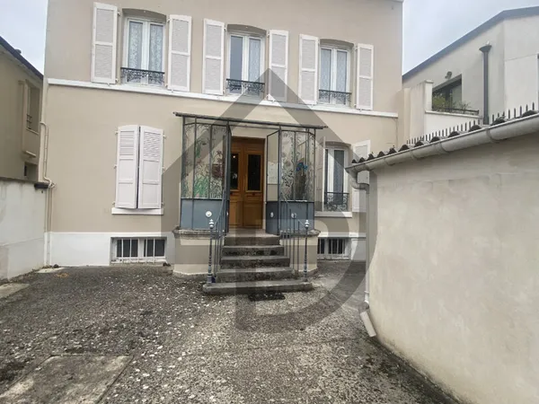Maison Nanterre 5 pièces 130m² 