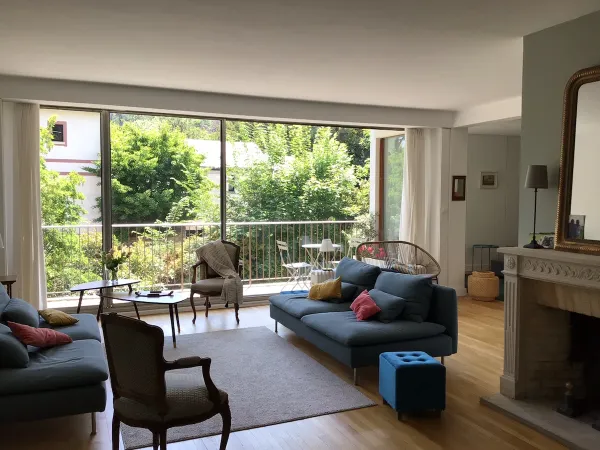 Loue spacieux appartement 120m² 