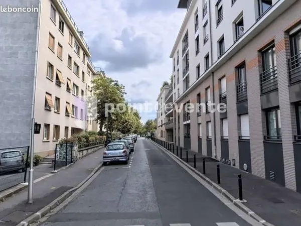Local commercial 160 m² 