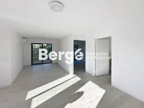 Immobilier Professionnel à louer Mougins 